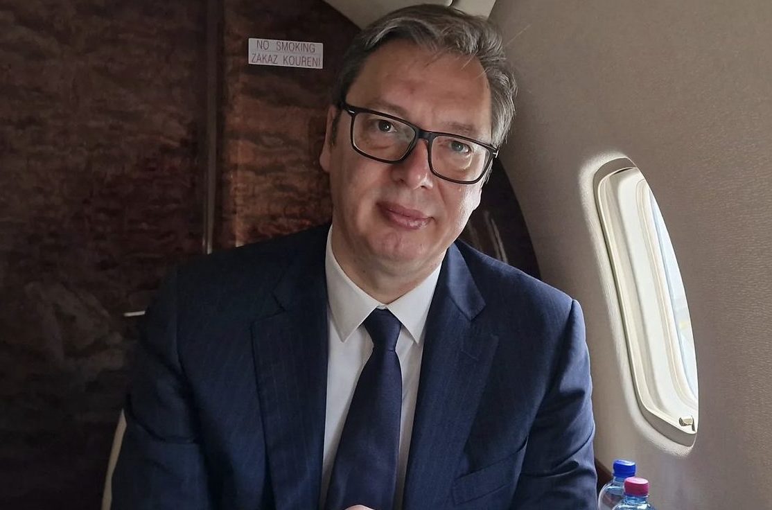 Што појадува Вучиќ кога патува со авион: „Мислам дека сум единствениот на светот“