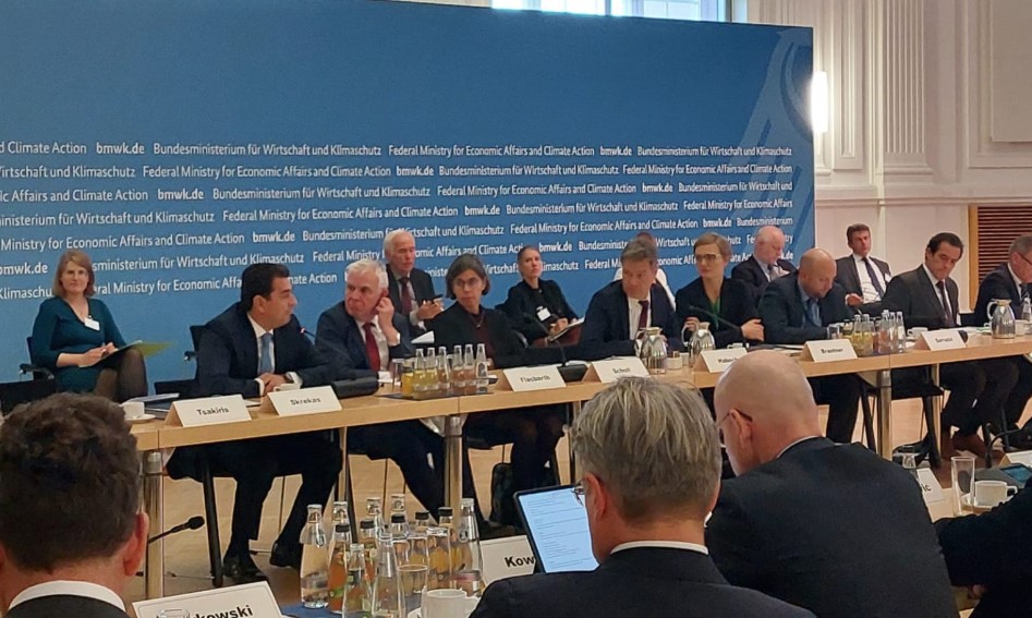 Скрекас: Завршен маркет тестот за гасоводот со Северна Македонија