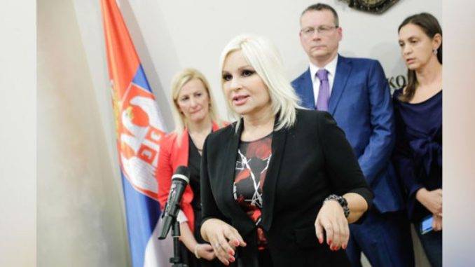 Михајловиќ: Веќе сме во светска енергетска војна, потребен е нафтовод до Скопје со два крака-Солун и Драч