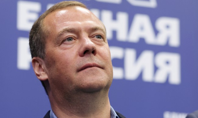 Медведев: Западот се приближува кон нова светска војна