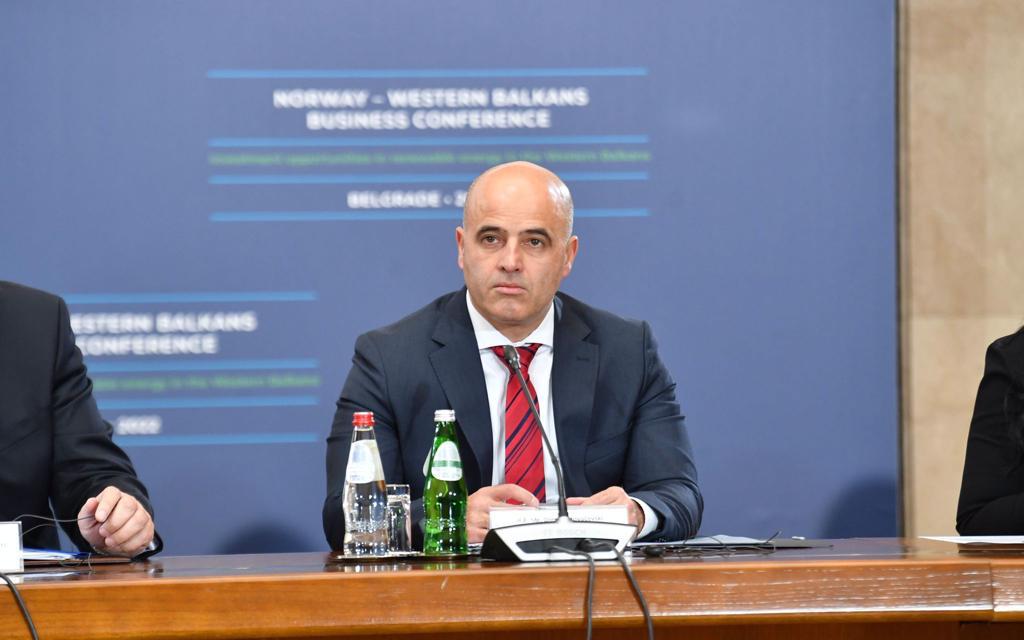 Ковачевски: Обновливите извори на енергија се иднината на регионот, инвестициите во зелената транзиција се клучни