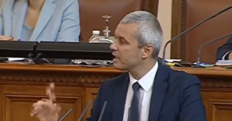 Костадин Костадинов: Македонија е бугарска