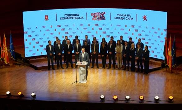 Мицкоски: Нема промена на Уставот, да се формира техничка Влада и да се распишат предвремени избори