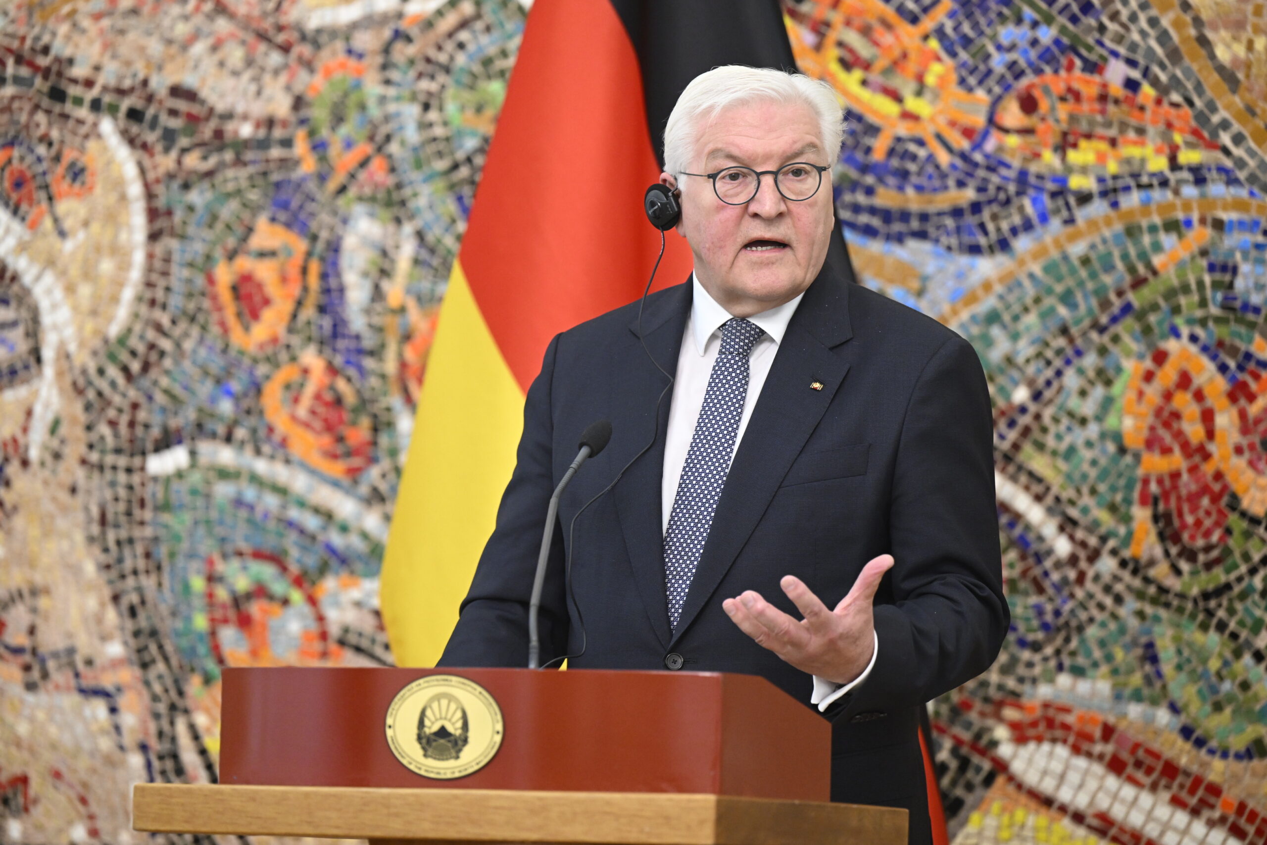 Штајнмајер до пратениците: Не скршнувајте и продолжете да чекорите по патот на пристапниот процес