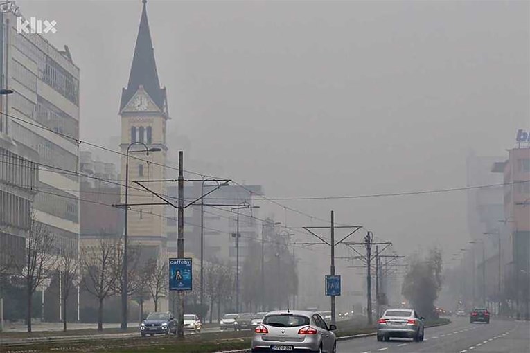 Сараево се гуши во смог, прогласена е состојба на готовност