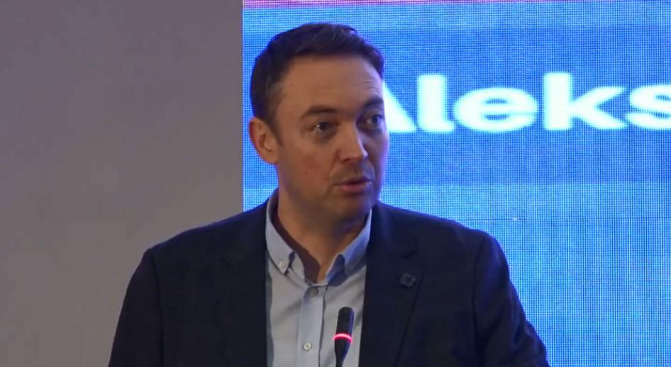 Амбасадорите Горан Милевски и Едмонд Адеми ги презентираа платформите за мисиите во Словенија и Шпанија