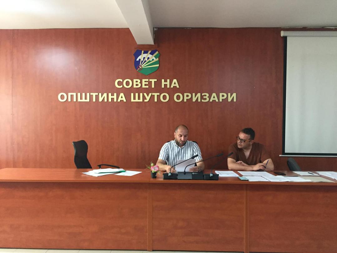 Граѓански активисти исклучени од седница на Советот на Шуто Оризари