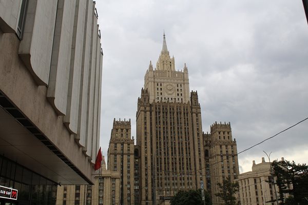 Поради лошите временски услови откажани летовите од Москва