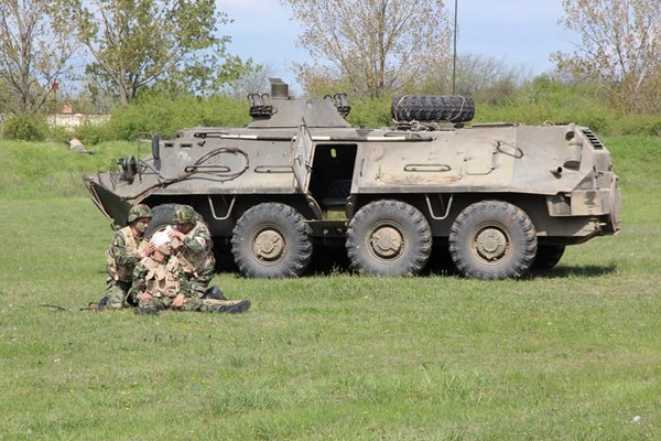 Иран започна воени вежби во близина на Ормутскиот Теснец