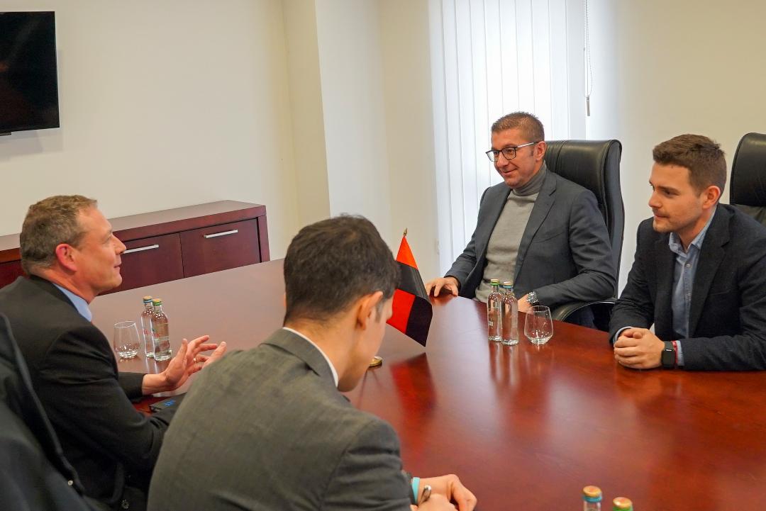 Мицкоски на средба со Џајлс Норман – изрази загриженост од висок степен на криминал и корупција во државава