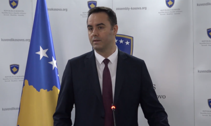 Доаѓа претседателот на парламентот на Косово, во Скопје посебен сообраќаен режим!