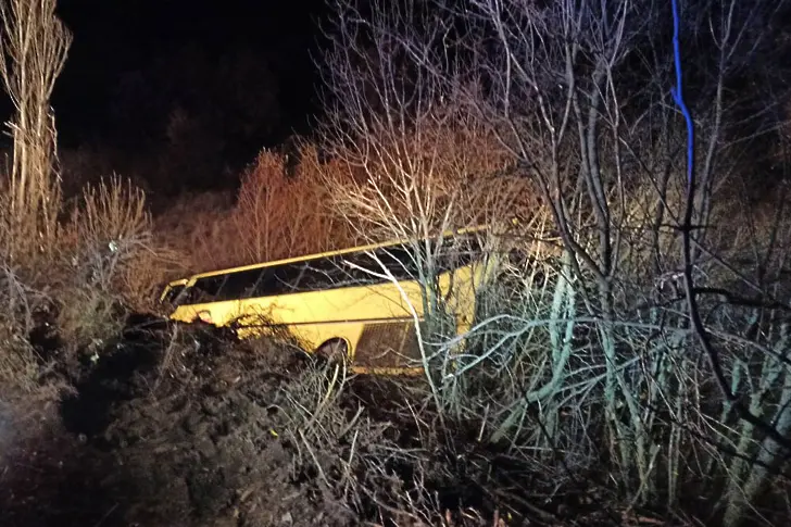 Постојат две верзии за тешката автобуска несреќа во Бугарија