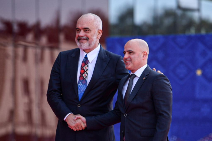 Ковачевски на Самитот во Тирана пречекан од Рама