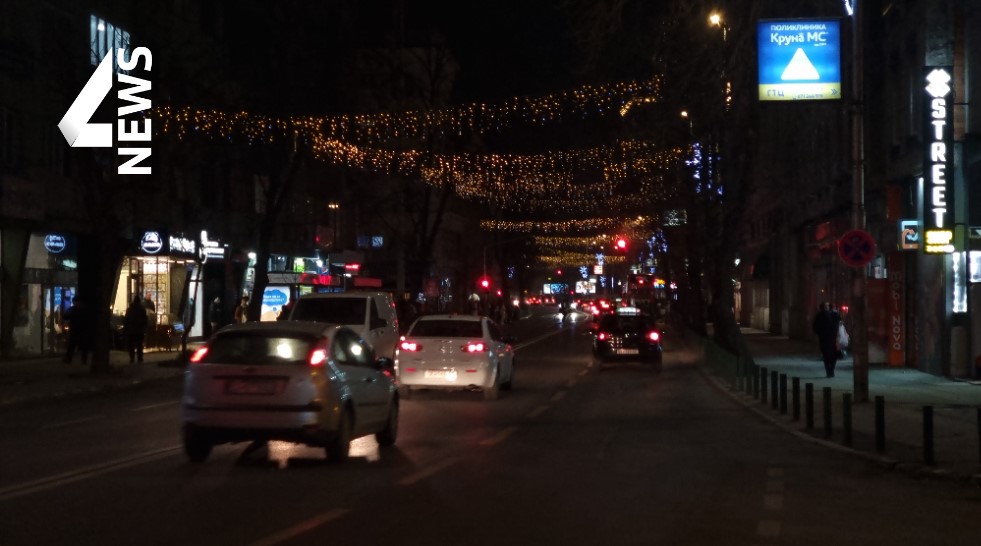 ФОТО: Еве како се украсени улиците низ Скопје