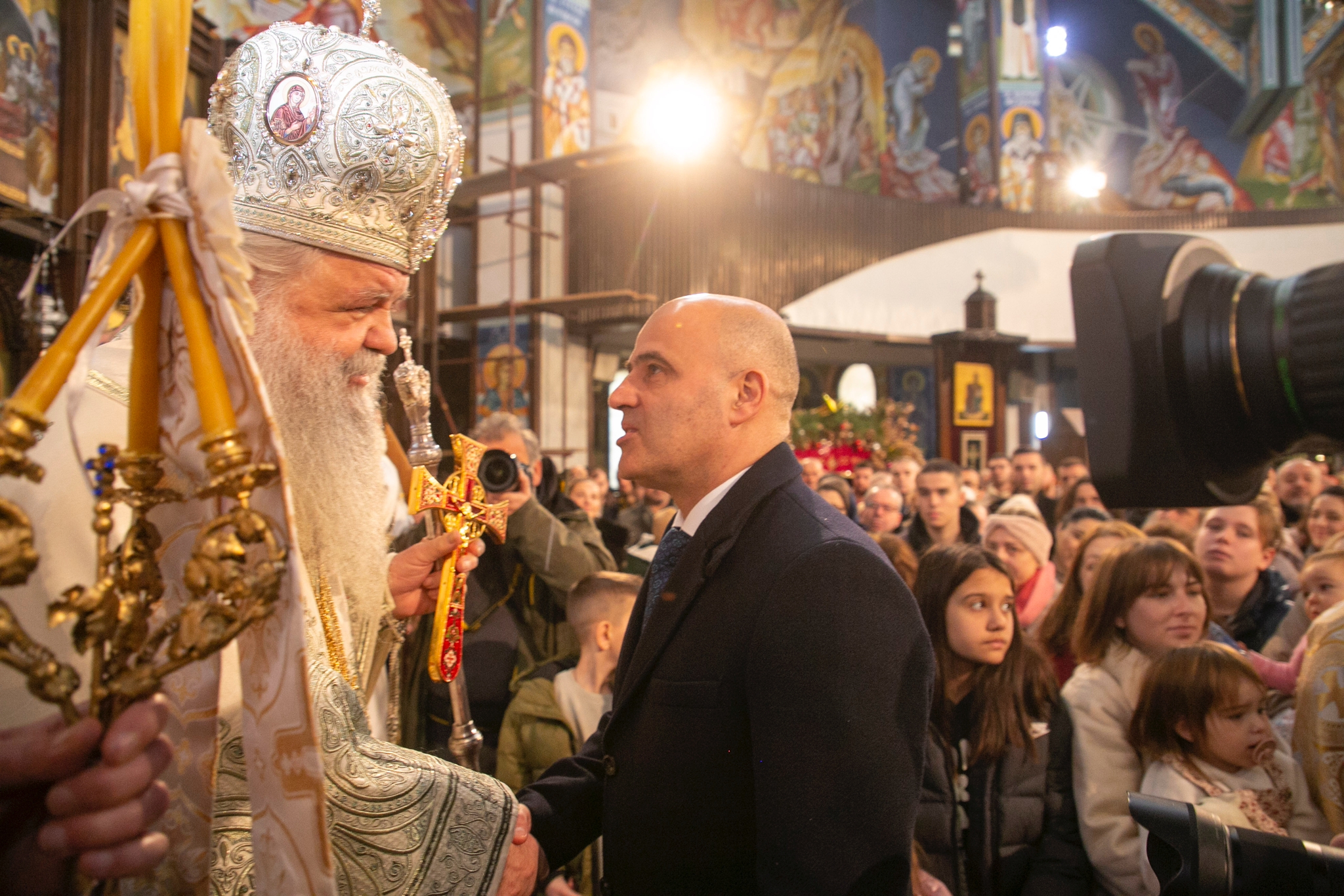 Ковачевски присуствуваше на Божикната утринска литургија во Соборниот храм