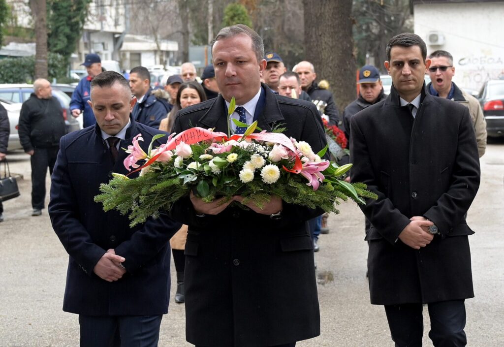 Спасовски оддаде почит на загинатите бранители во Арачиново