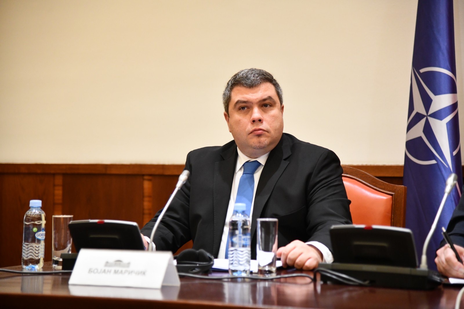 Маричиќ порача: Сите да се фокусираме на реформите и уставните измени