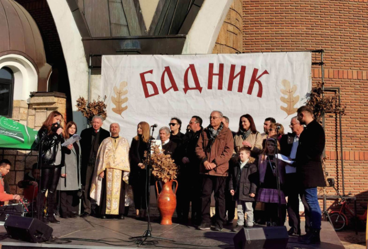 Пораки за добро здравје и благосостојба во новата година на манифестацијата за Бадник во Соборниот храм во Скопје