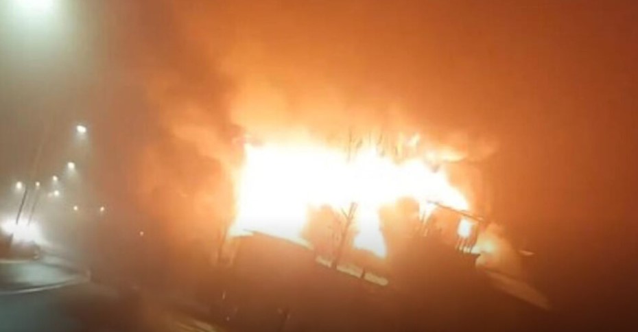ВИДЕО: Пожар во Петроварадин – изгоре дискотека, се стравува дека има и загинати