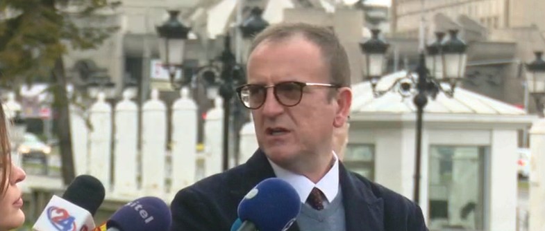 Не се разговарало за кадровски решенија на средбата Ковачевски – Таравари – ќе има нова средба