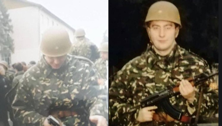 Мицкоски со фотографии од војска: Басните за 2001-ва може Али да ги раскажува на Димитар Ковачевски