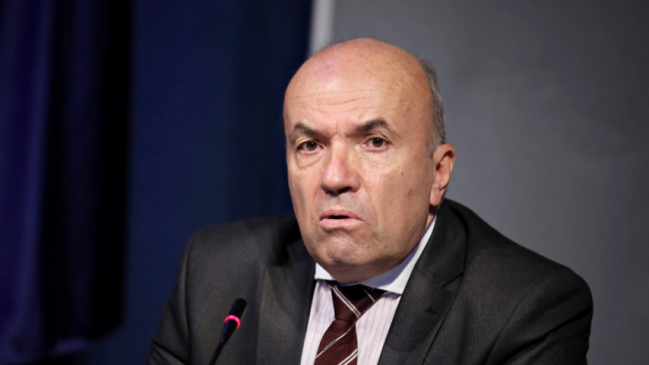 Милков: Нема да прифатиме формулации за Бугарите да им се доделува различен статус во Македонија