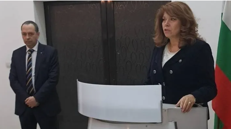 Јотова: Промоцијата на бугарската култура и традиции во Македонија ќе ја зајакне бугарската заедница и ќе доведе до поблиски односи меѓу државите