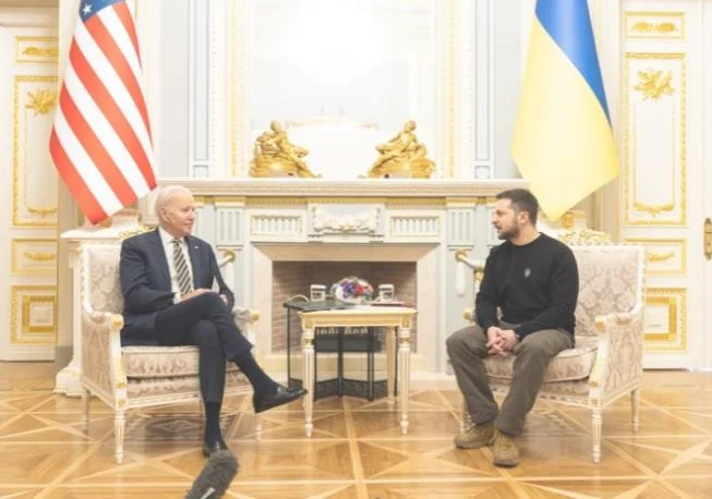 Бајден допатува ненајавено во Киев