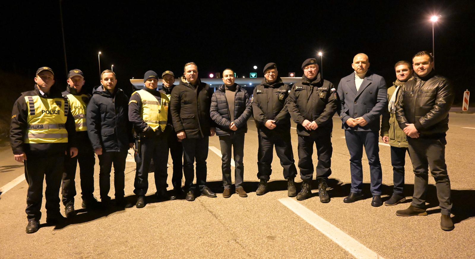 Спасовски на терен заедно со полицијата