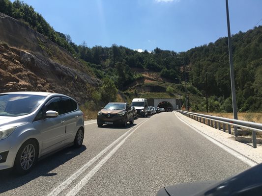 Грција ја постигна целта да ги намали жртвите на патиштата за повеќе од 50 отсто до 2020 година.