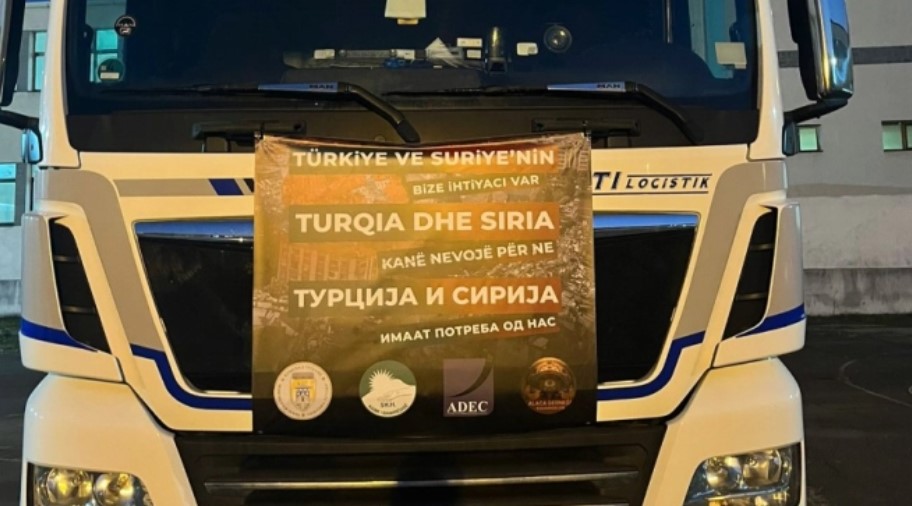 Два камиони со помош од Тетово заминаа за Турција и за Сирија