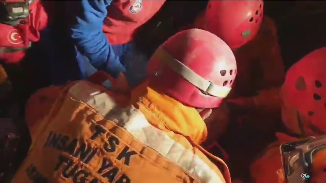 ВИДЕО: Армијата помогна во успешната акција за извлекување на 5-годишниот Сулејман од урнатините во Кахраманмараш
