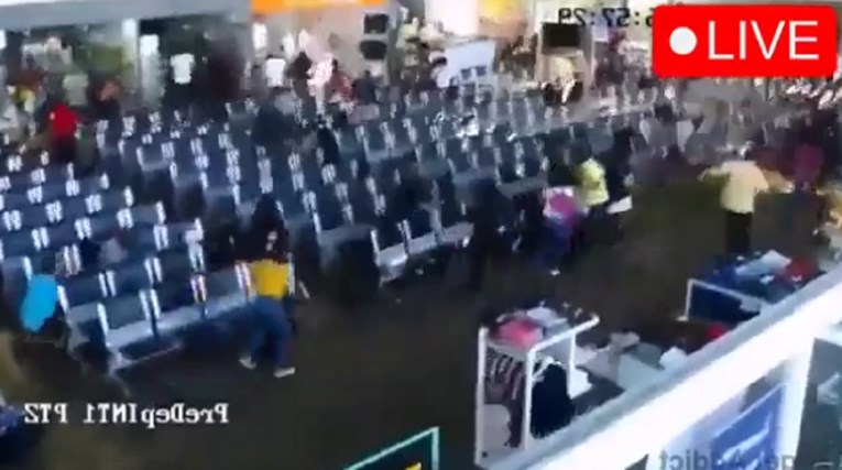 ВИДЕО: Пристигнуваат снимки од силниот земјотрес во Таџикистан – се се тресе, луѓето бегаат