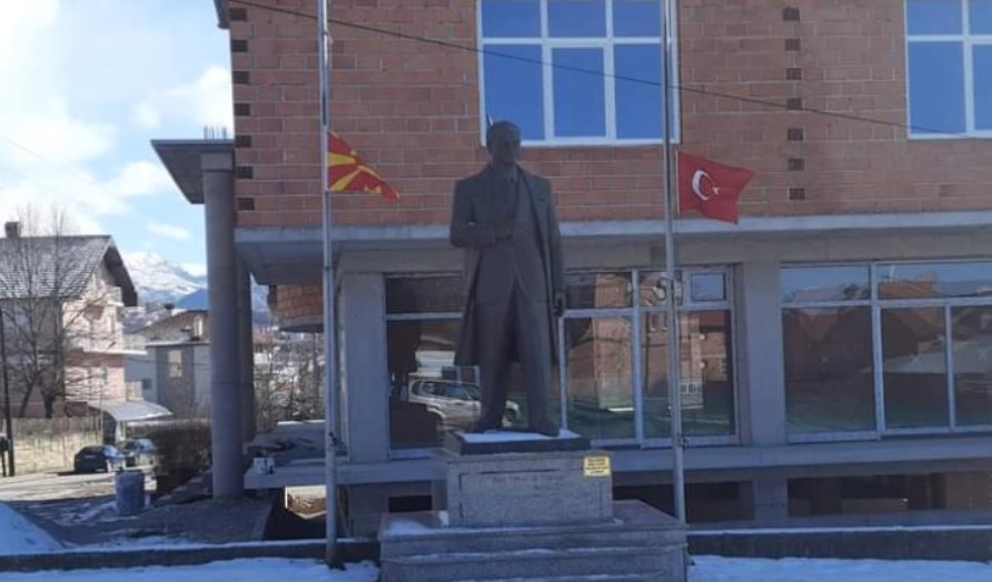 Училиштата во Центар Жупа собраа 480 илјади денари за настраданите од земјотресот во Турција