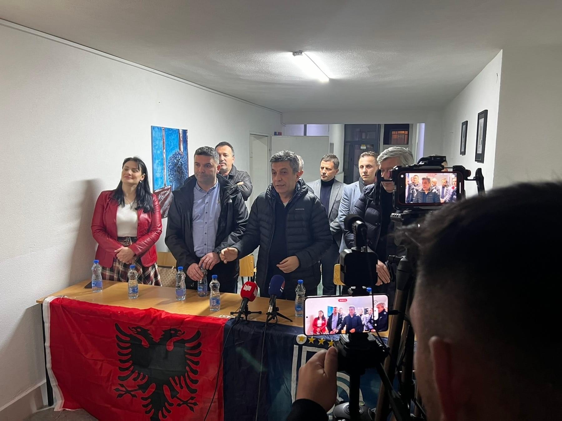 Меџити со порака до Џафери, Бесими и Груби: Рацете подалеку од казината, не правете ја ДУИ со дамка