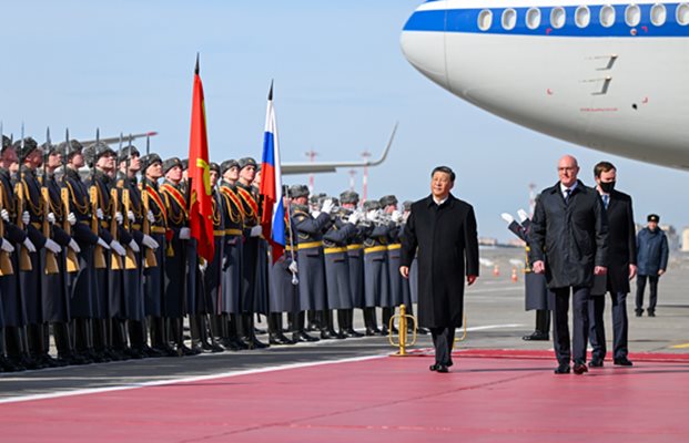 Си Џинпинг и Путин најавија нова ера во светот: Нема да има повеќе „повисоки демократии“