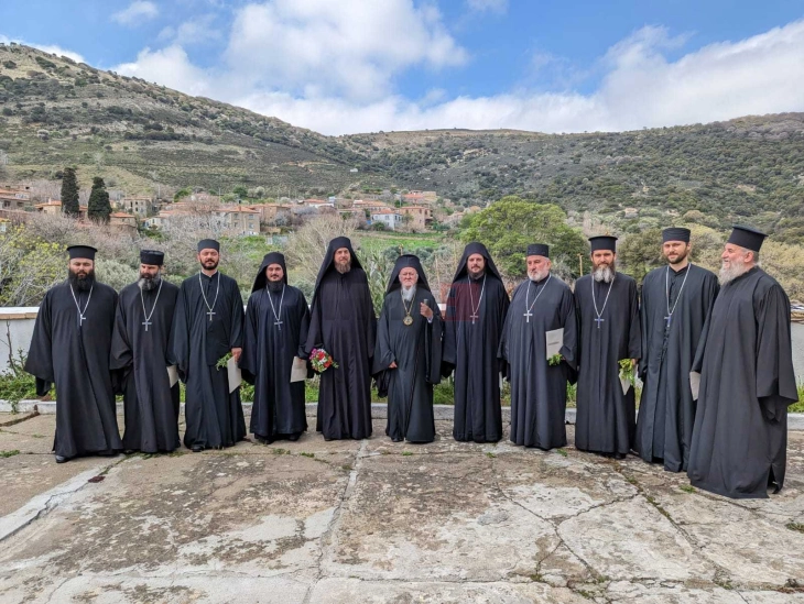Вселенската Патријаршија им додели високи свештенички достоинства на свештеници на МПЦ-ОА