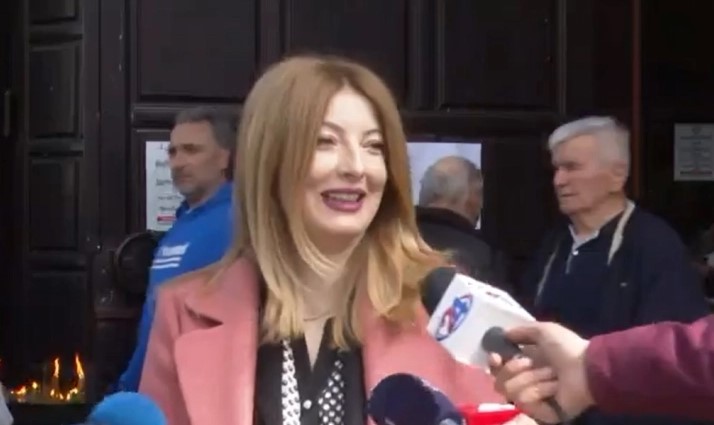 Арсовска: Во духот на она што го празнуваме денес, на сите граѓани им посакувам здравје, мир и љубов