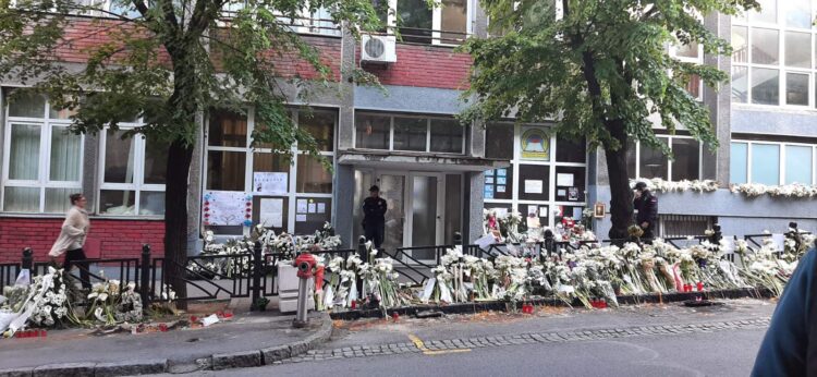 Сослушани психолог и педагог од училиштето „Рибникар“: Го објаснија однесувањето на момчето непосредно пред масакрот во Врачар