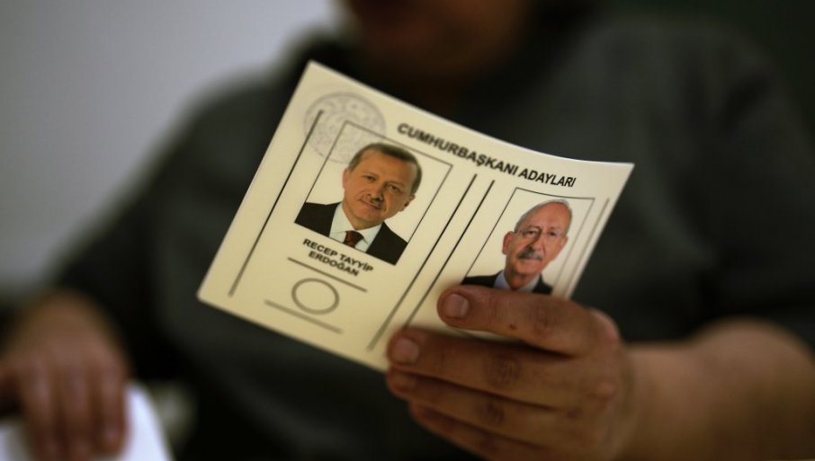 ПРЕТСЕДАТЕЛСКИ ИЗБОРИ ВО ТУРЦИЈА – ЕРДОГАН ИЛИ КИЛИЧДАРОГЛУ? Одѕивот е поголем отколку во првиот круг, а еве кога ќе бидат објавени првите резултати