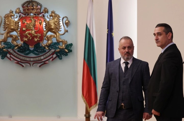 Претседателот на „Иван Михајлов“, Љубчо Георгиевски и секретарот Благој Шаторов добија бугарско државјанство!