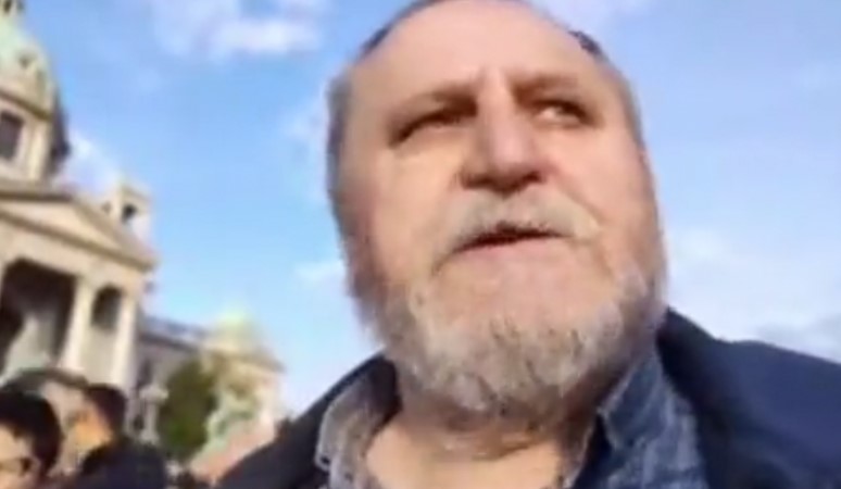 Лидерот на граѓанската опозиција пцуеше, а потоа повика на убиство на Вучиќ: „Децата со пиштоли ќе одлучуваат за судбината на Србија“.