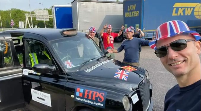 Делчево дел од рутата на хуманитарната иницијатива Black Cab – Europe Charity Trip