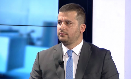Николовски: Граѓаните наскоро повторно ќе добијат дневна евтина тарифа за струјата