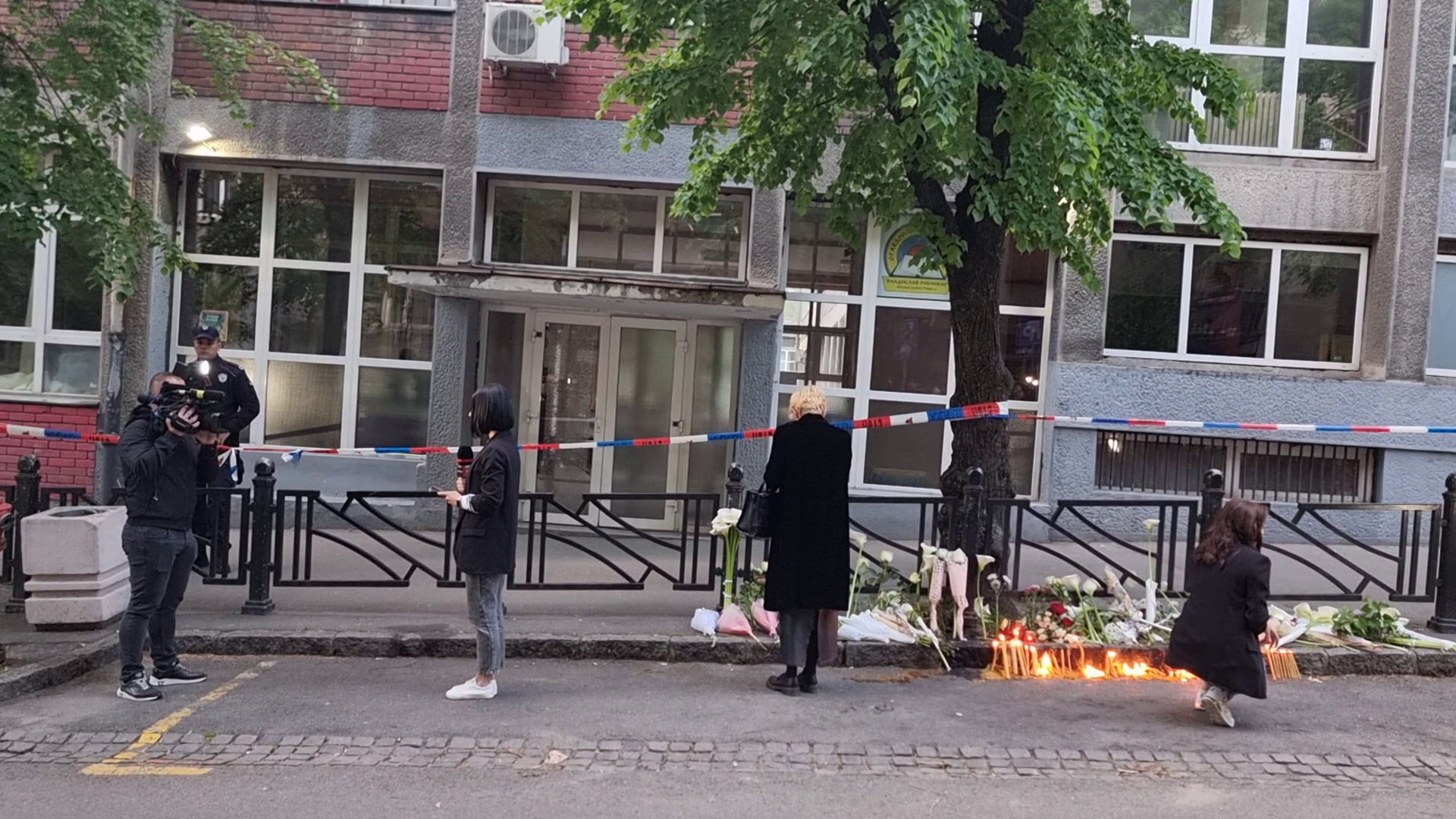 Училницата нема да се користи до крајот на учебната година! Од среда учениците се враќаат во училиштето каде беа убиени 9 лица