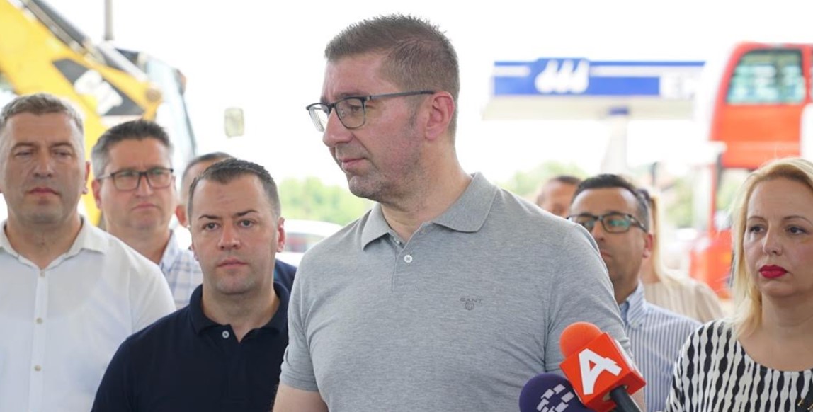 Мицкоски: Македонија ја има најкриминалната и најкорумпираната влада во Европа