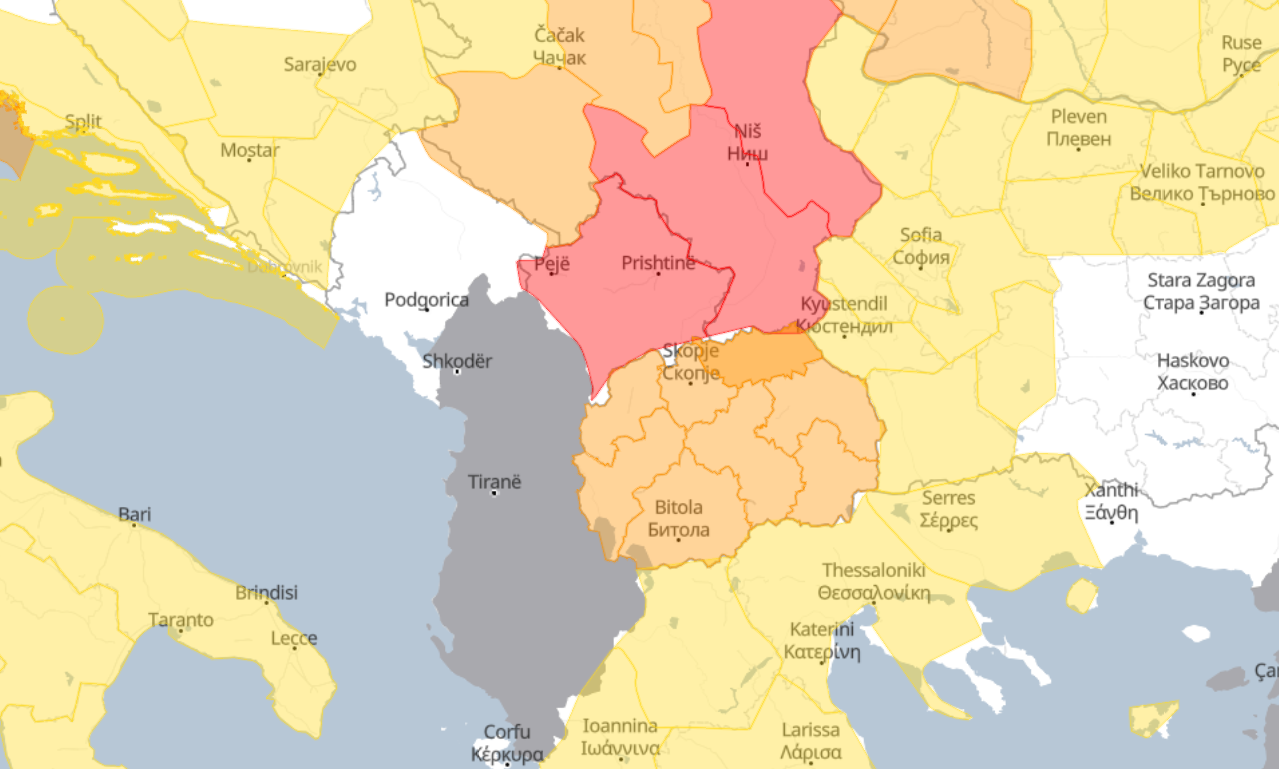 Регионот во црвен, Македонија во портокалов метео аларм: Доаѓа невреме со дожд, град, грмотевици и ветер!