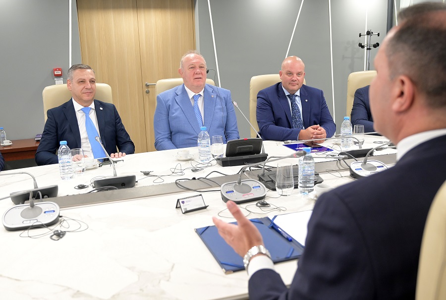 Министерот Спасовски на средба со раководството на Европската џудо федерација