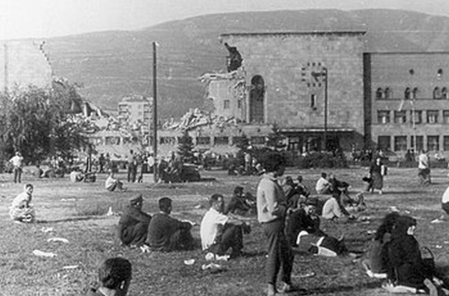 Видеа од 1963 година, по земјотресот во Скопје