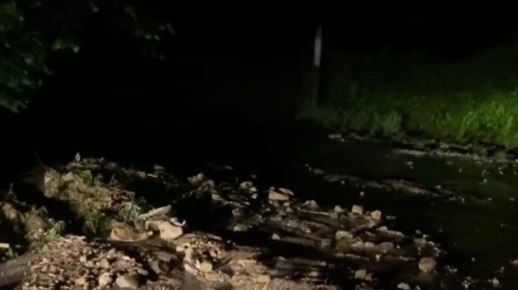 Теарце – обилните врнежи и град го оставија селото без струја и вода
